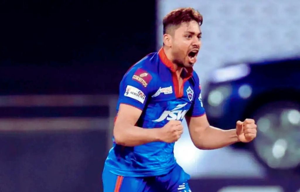 आवेश खान का IPL करियर