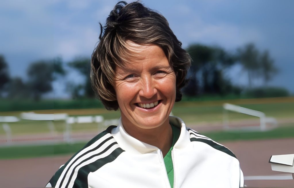 Rachael Heyhoe-Flint