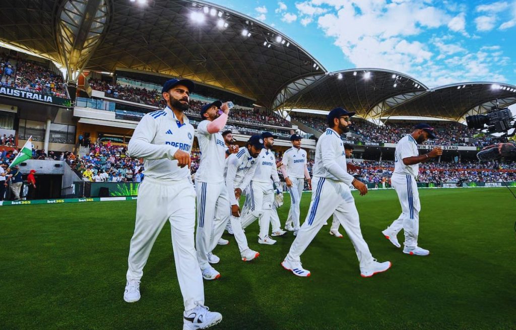 Indian test team at एडिलेड क्रिकेट स्टेडियम