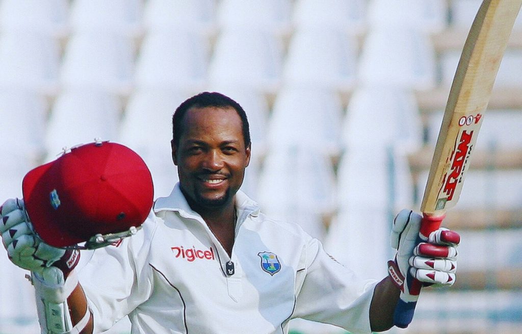 brian lara दोहरा शतक कप्तान