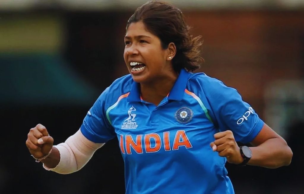 Jhulan Goswami महिला वनडे सफल रन