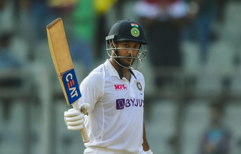 mayank agarwal test hundred at wankhede टेस्ट रनों के हिसाब