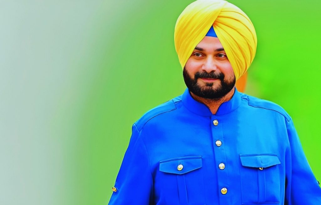 navjot singh sidhu 104_ run at सेक्टर 16 क्रिकेट स्टेडियम