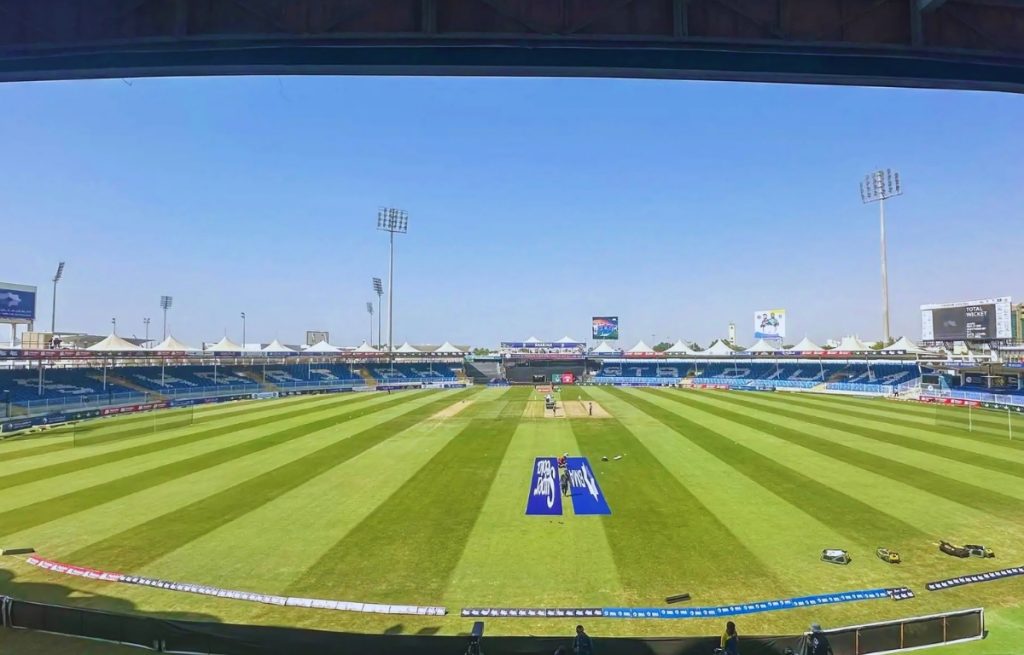शारजाह क्रिकेट स्टेडियम: टेस्ट, वनडे, T20I और महिला क्रिकेट के शानदार रिकॉर्ड्स