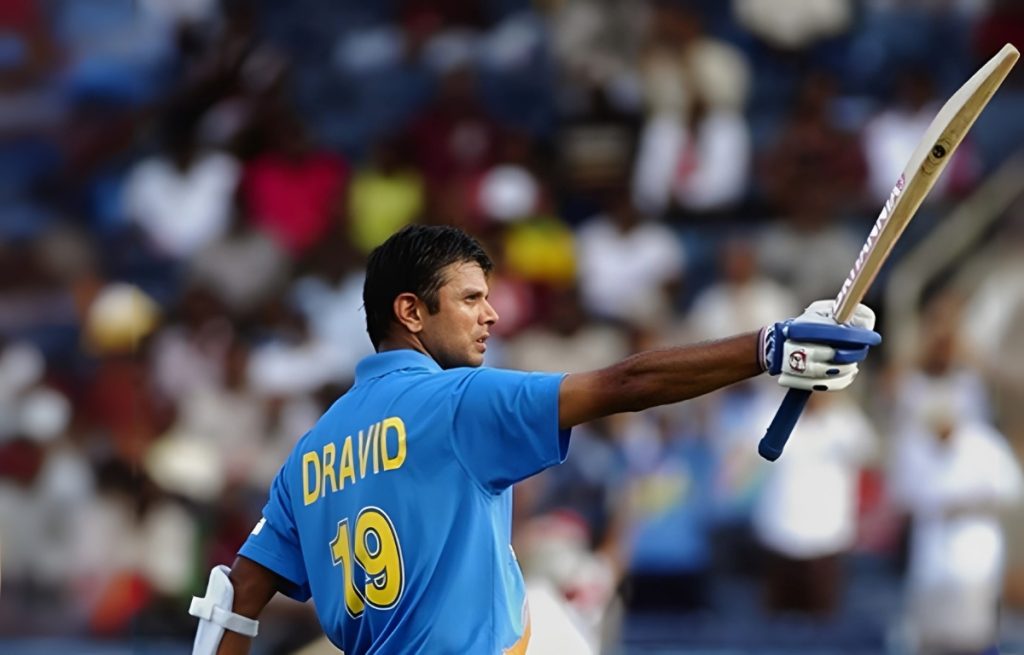 वनडे कैलेंडर वर्ष 1761 रन by rahul dravid