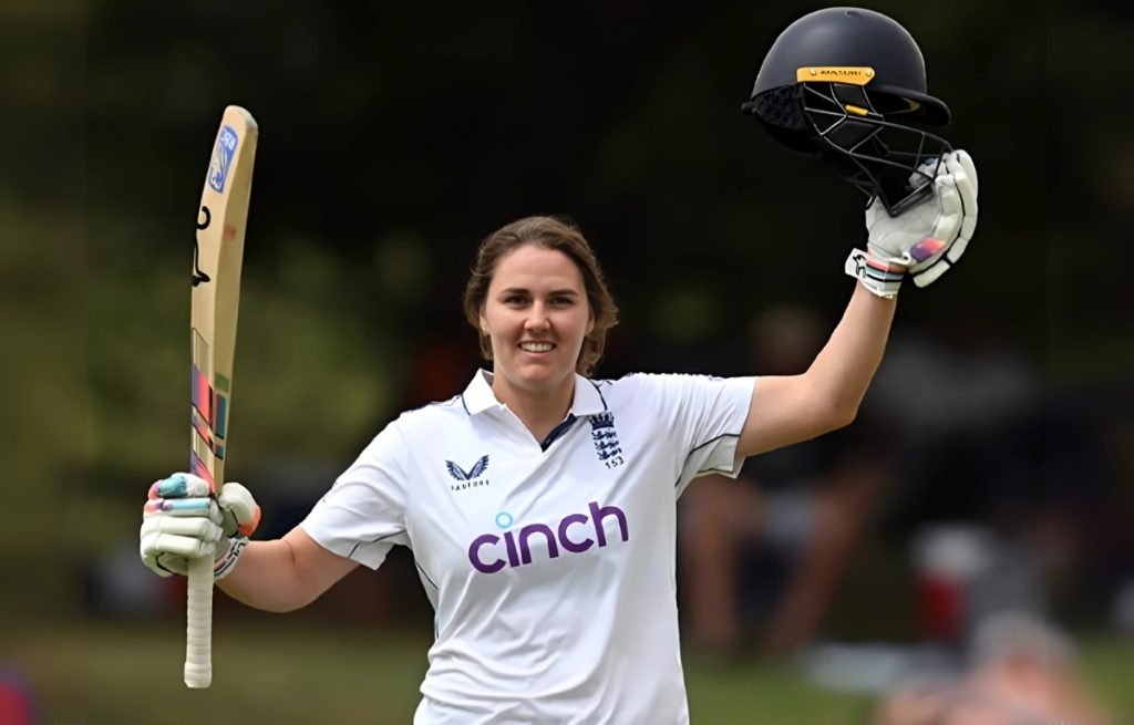 nat sciver brunt 128 run at मैंगाउंग ओवल स्टेडियम