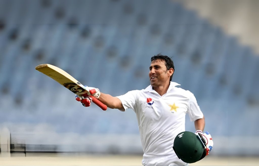 younis khan 313 run at नेशनल स्टेडियम