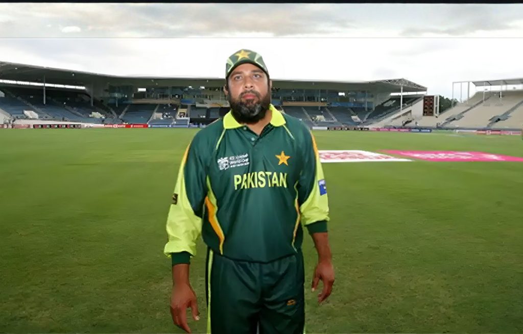 inzamam-ul-haq पाकिस्तान वनडे शतक रन
