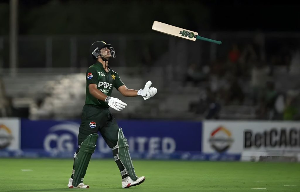 saim ayub out on duck