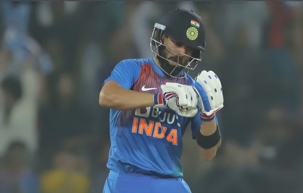 virat kohli 94 runs vs wi